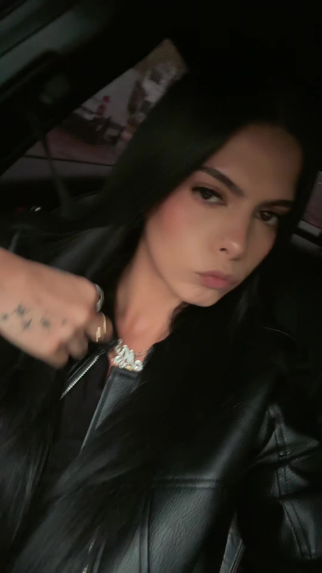 @👸🏻