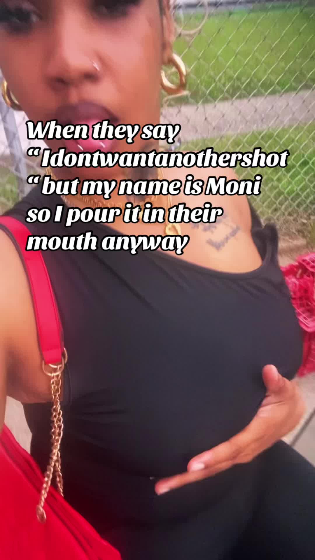 @4theloveofmoni_