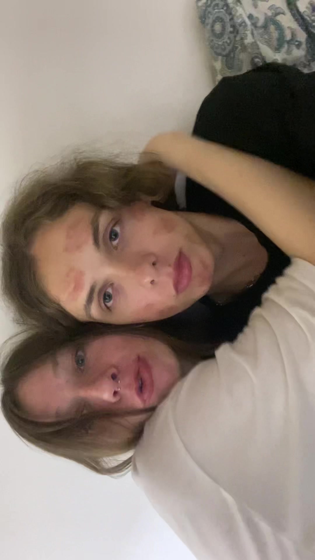 @машкара🍓