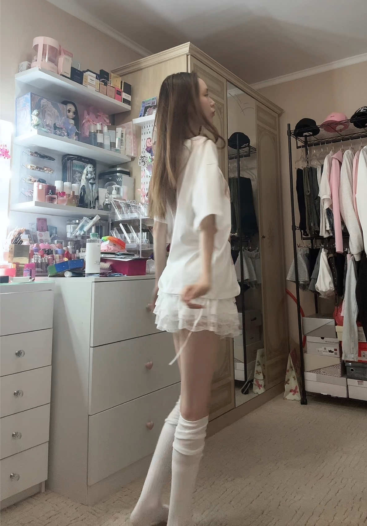 @Camila