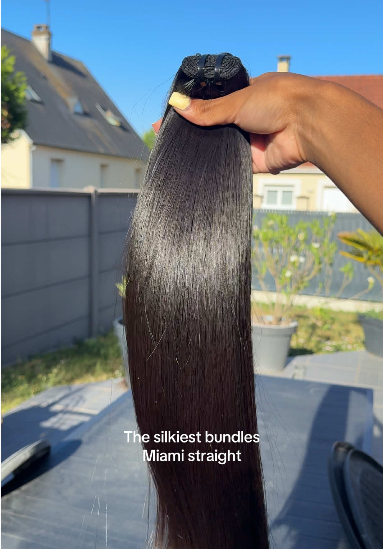 @RAWTHENTIC HAIR.