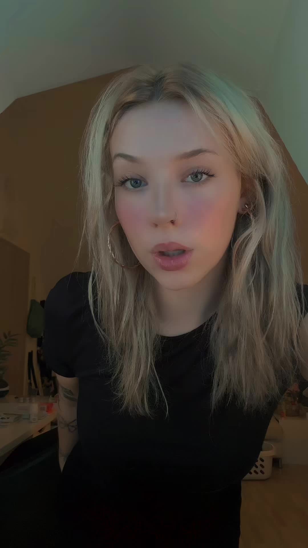 @ᴊᴜʟɪᴀ