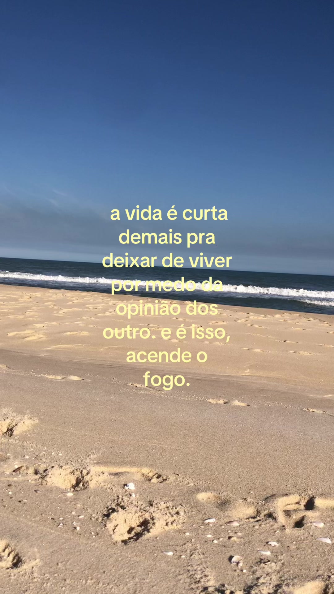 @꩜