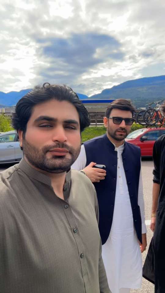 @⚖️💸Nomi Mughal🇮🇹🇵🇰