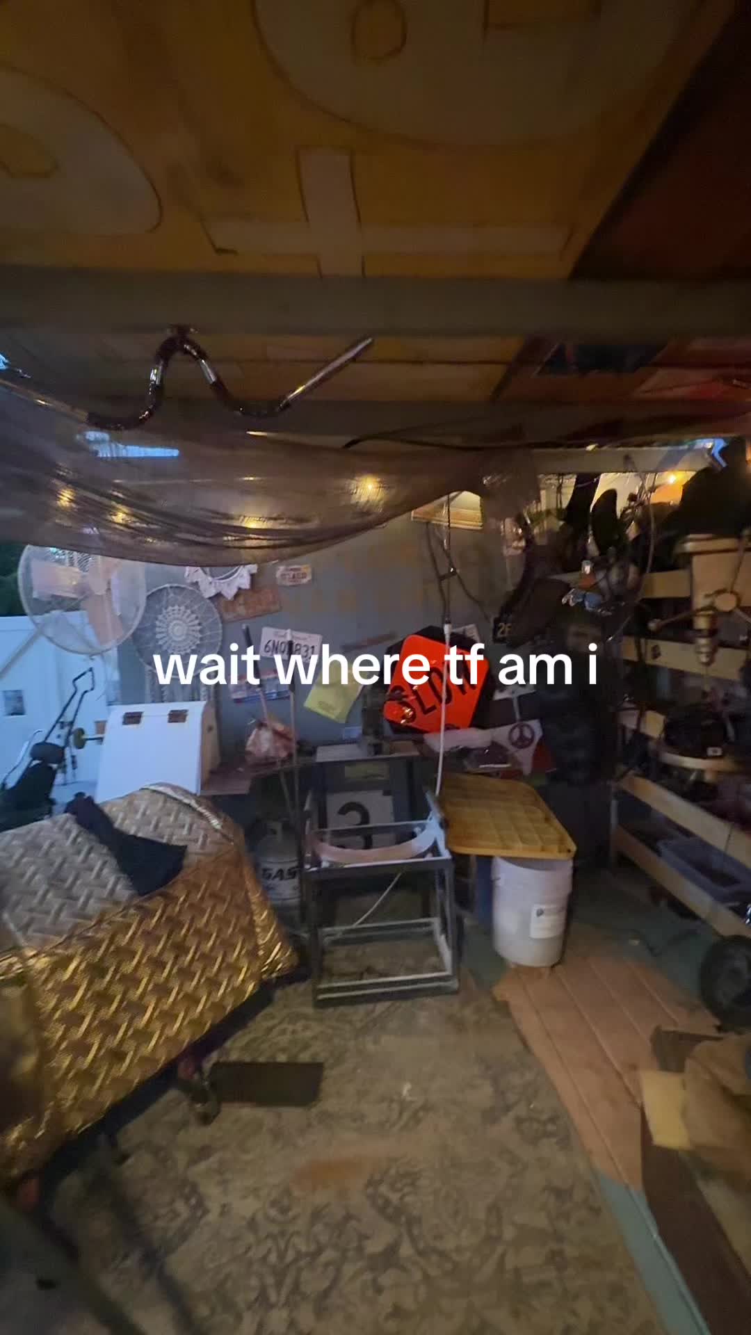 @Estelle ~ Building FL Van Life