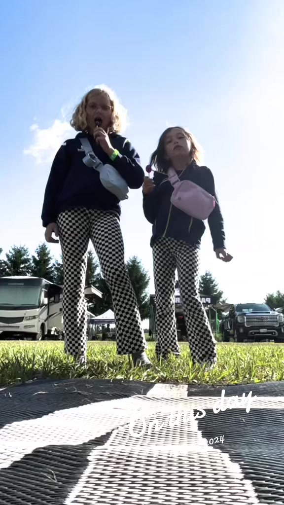 @chrissyriley24