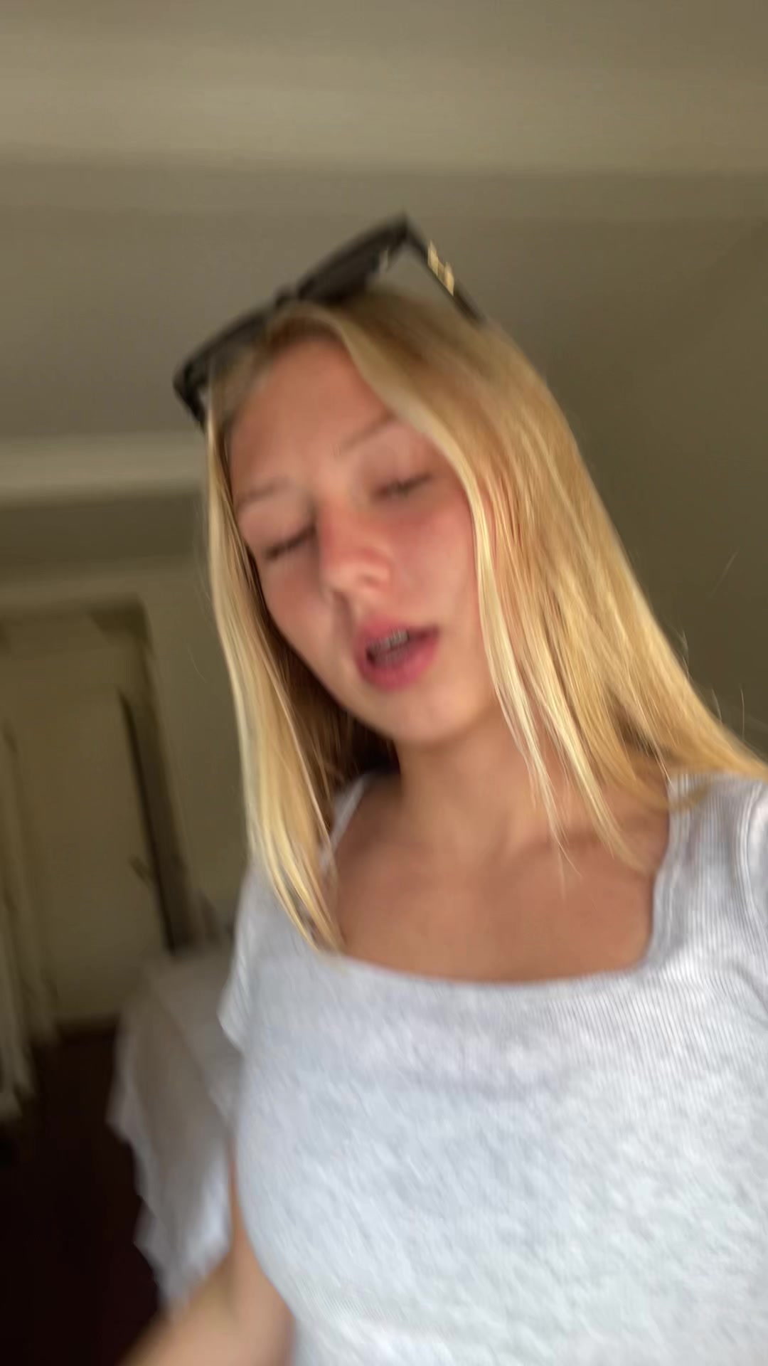 @lucy