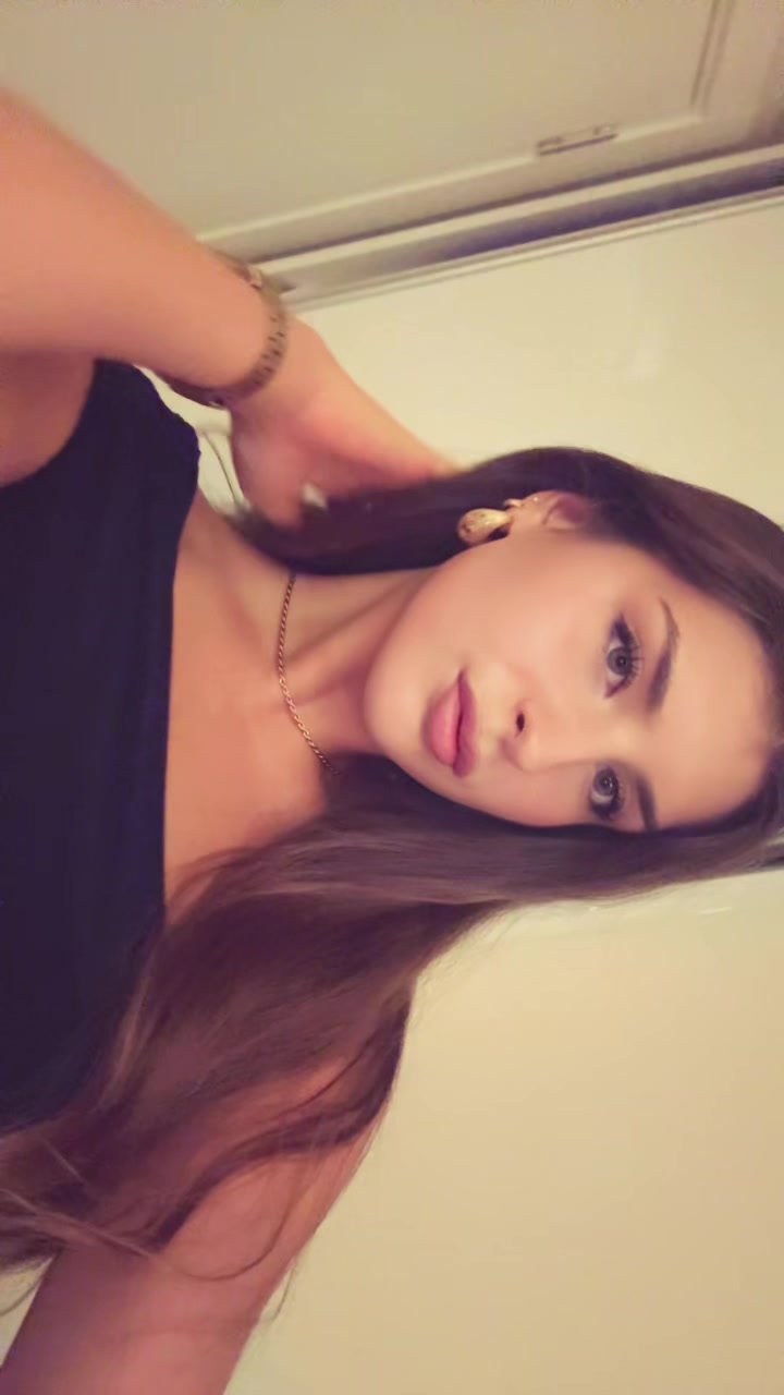 @elena🫶🏻