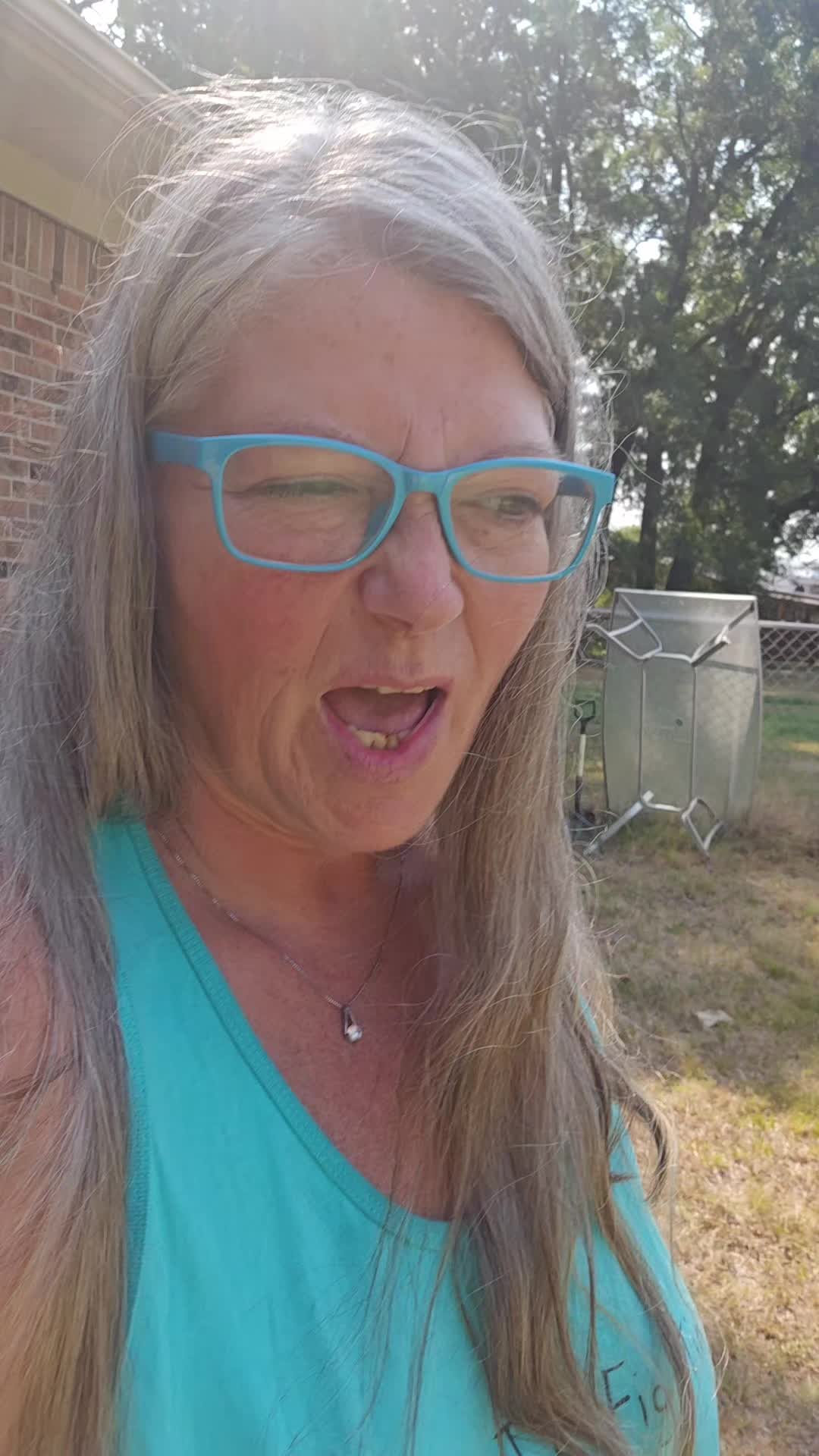 @lynnipoo