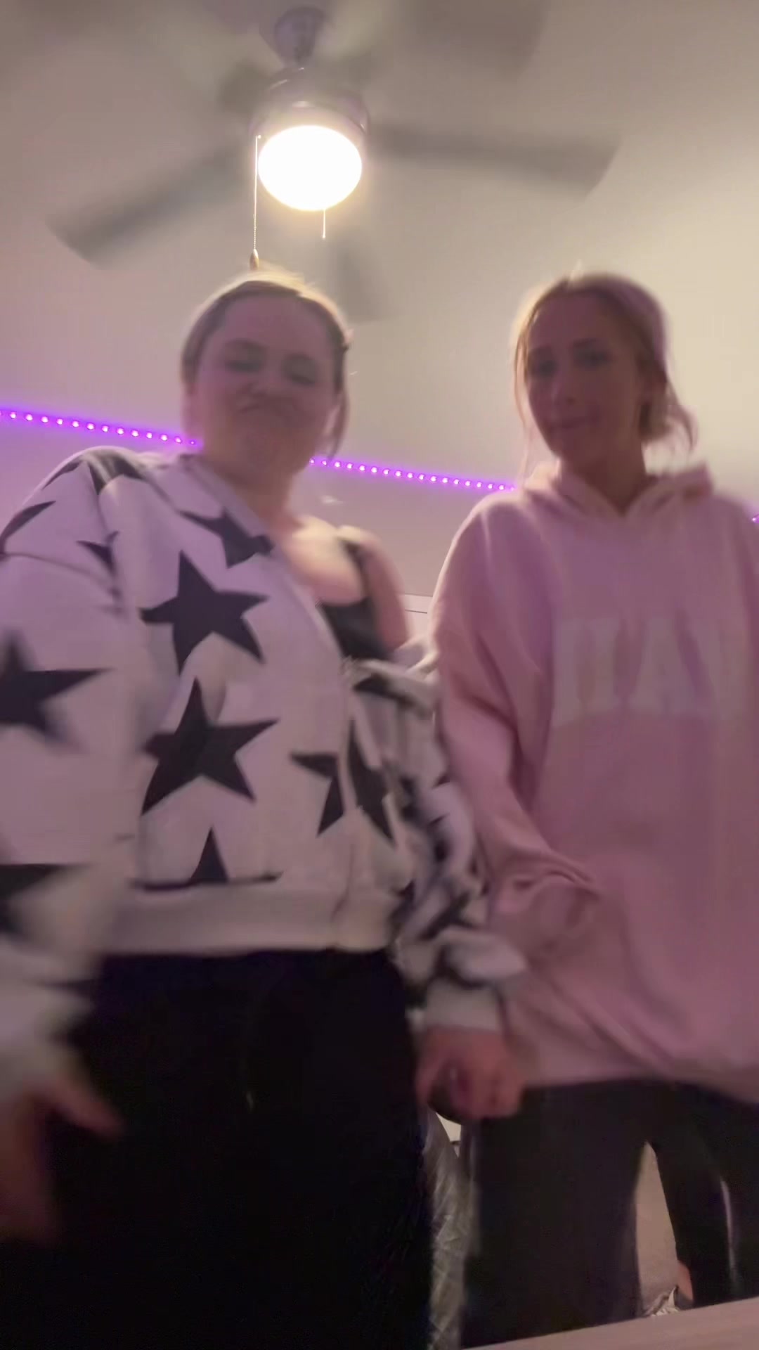 @MOOGY