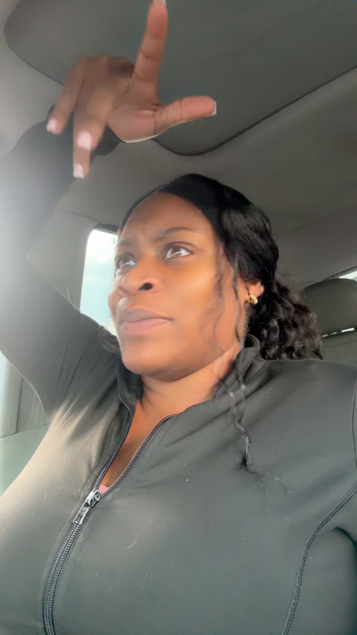 @queeenzsa