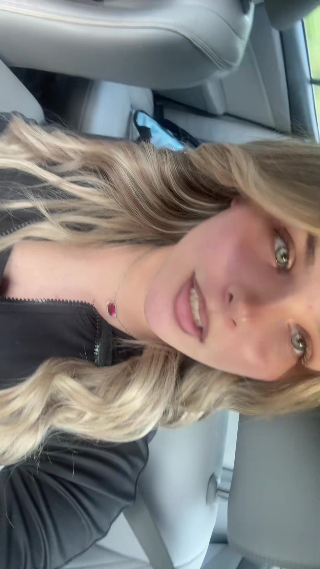 @<3