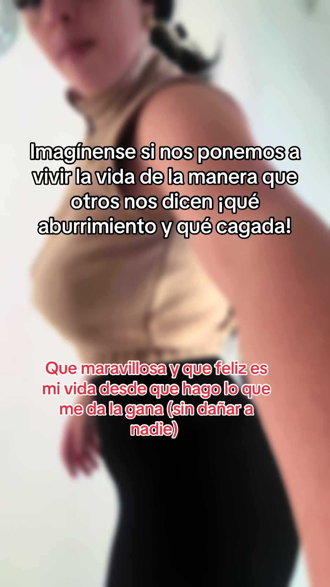 @AnGis (Angela Gisvel)