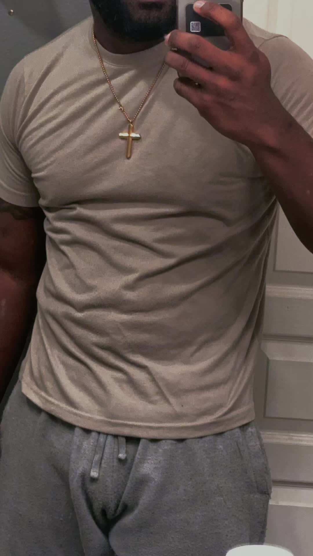 @ChrisPlusSix🖤