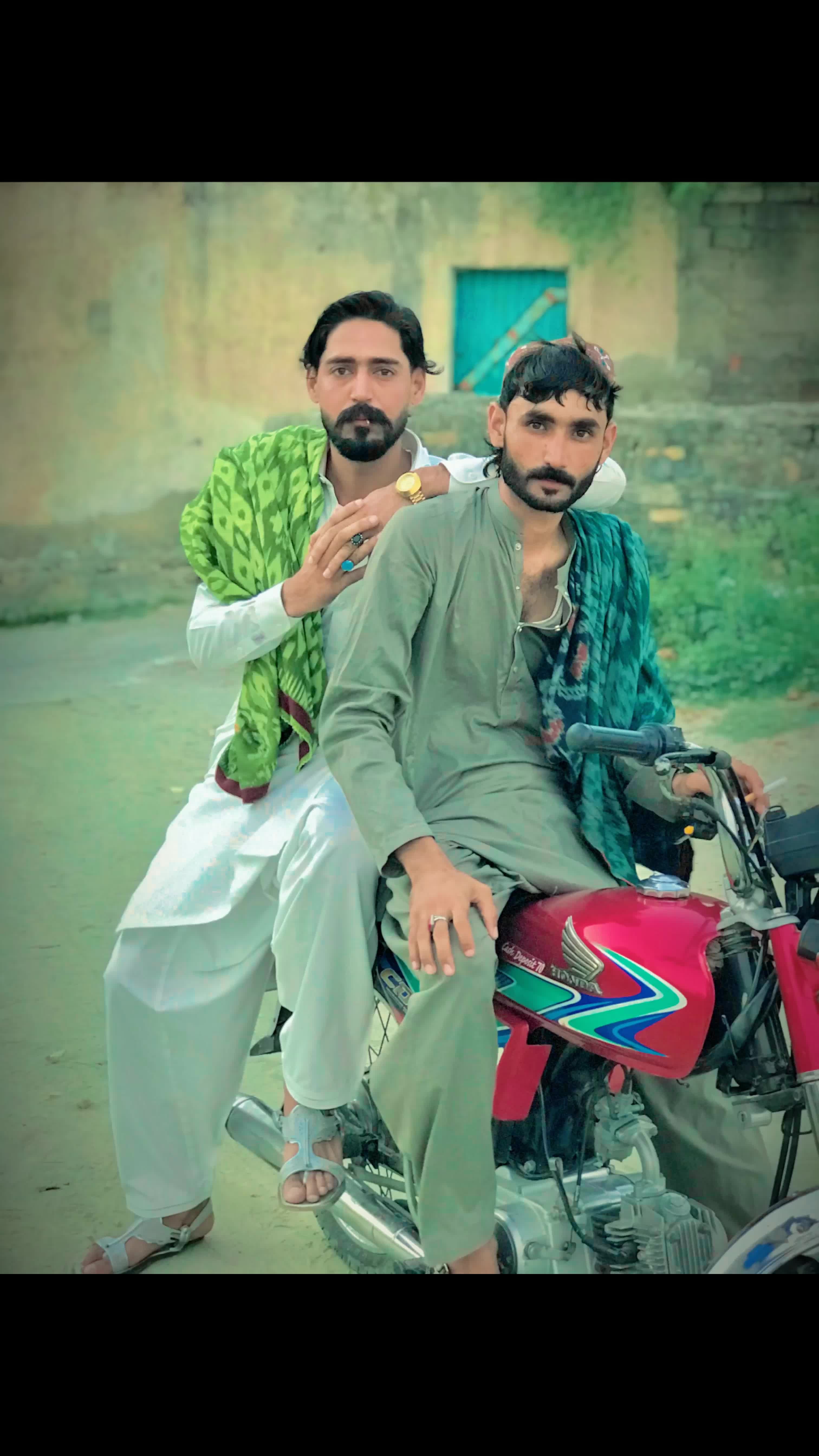 @𝐋𝐚̊𝐝𝐥𝐚̄ 𝐌𝐚̊𝐋𝐢̄𝐤 💯.