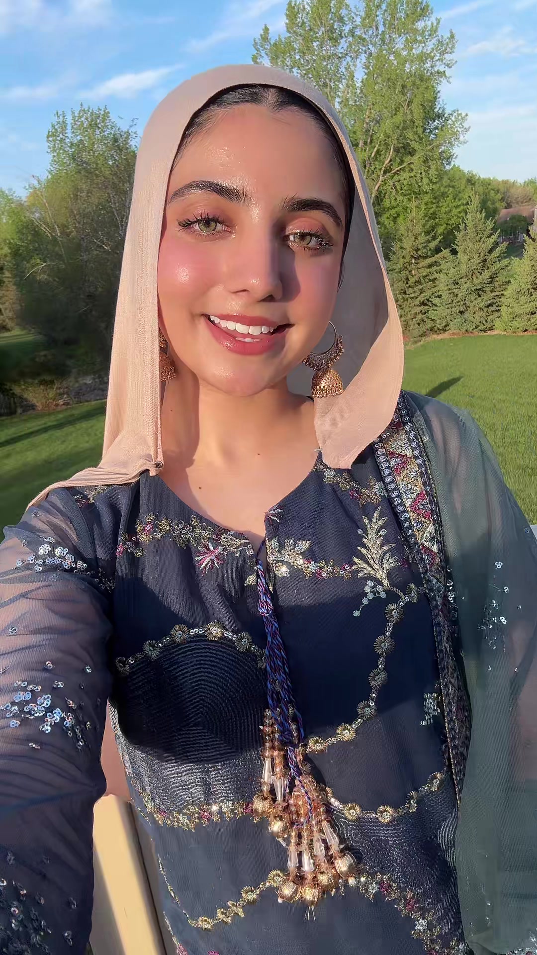 @اروس
