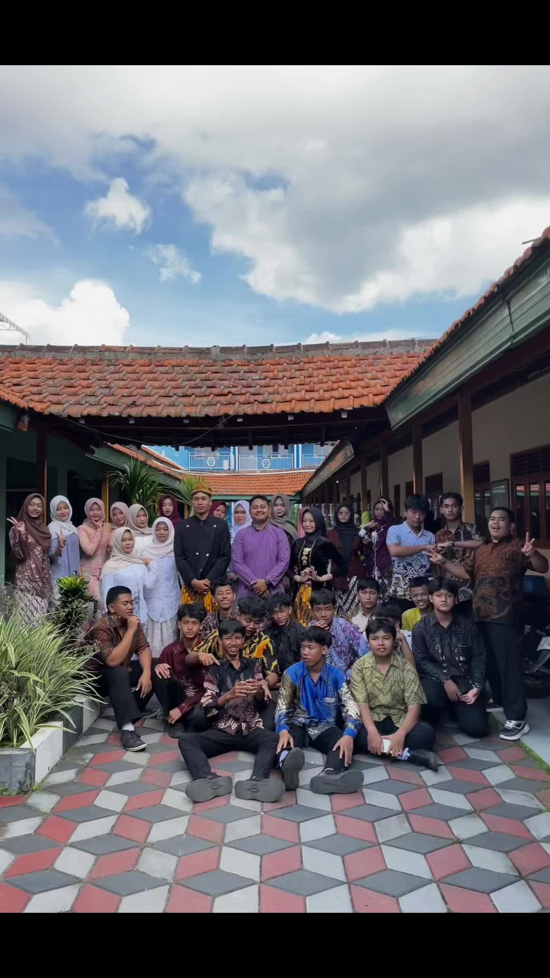 @X.E8