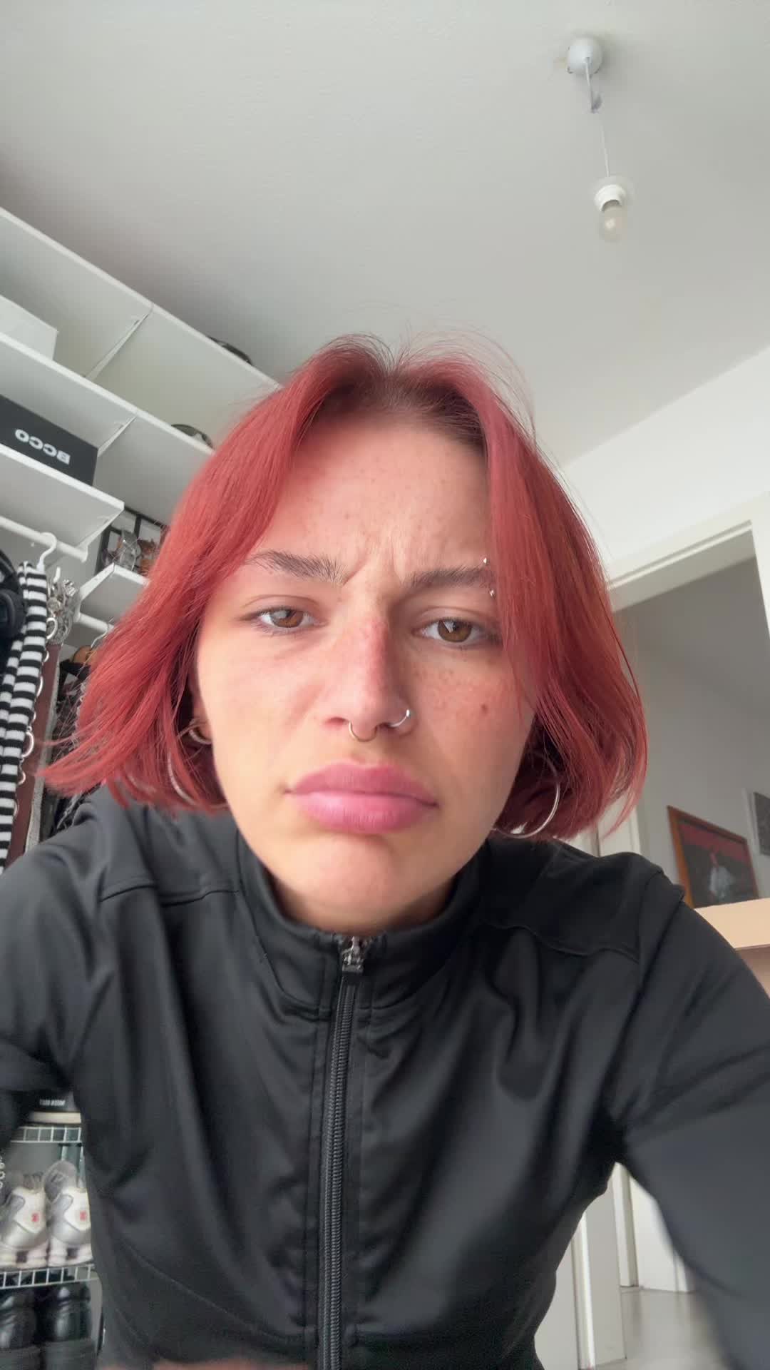 @Emi