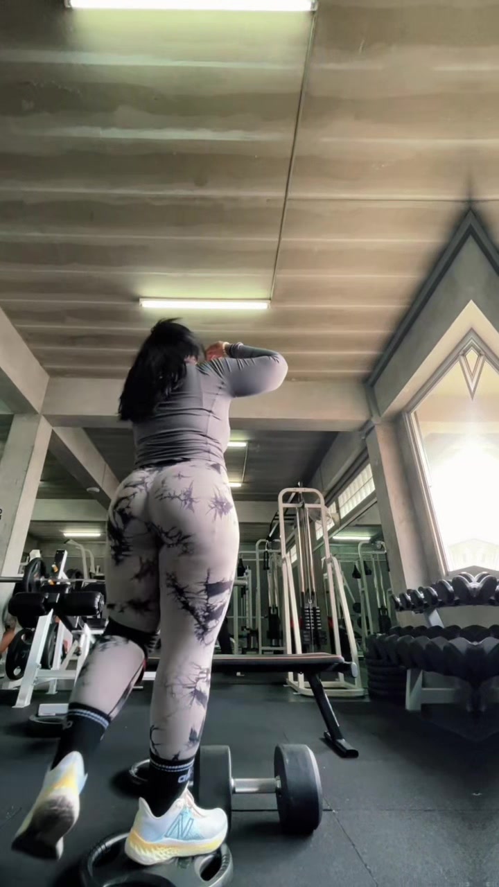 @Elly_gymlover