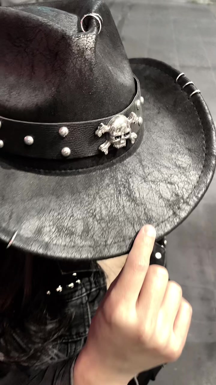 @Alienfuc666👽