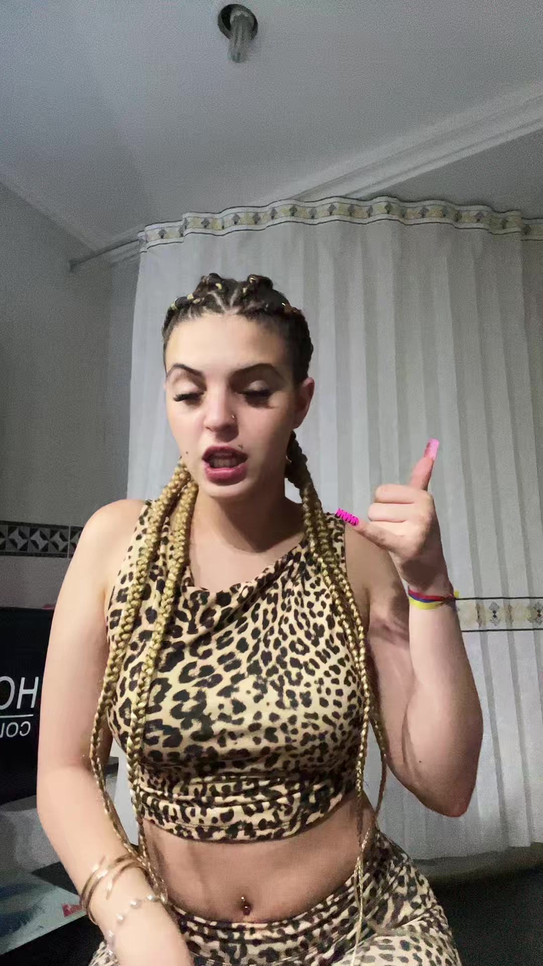 @gonferlc