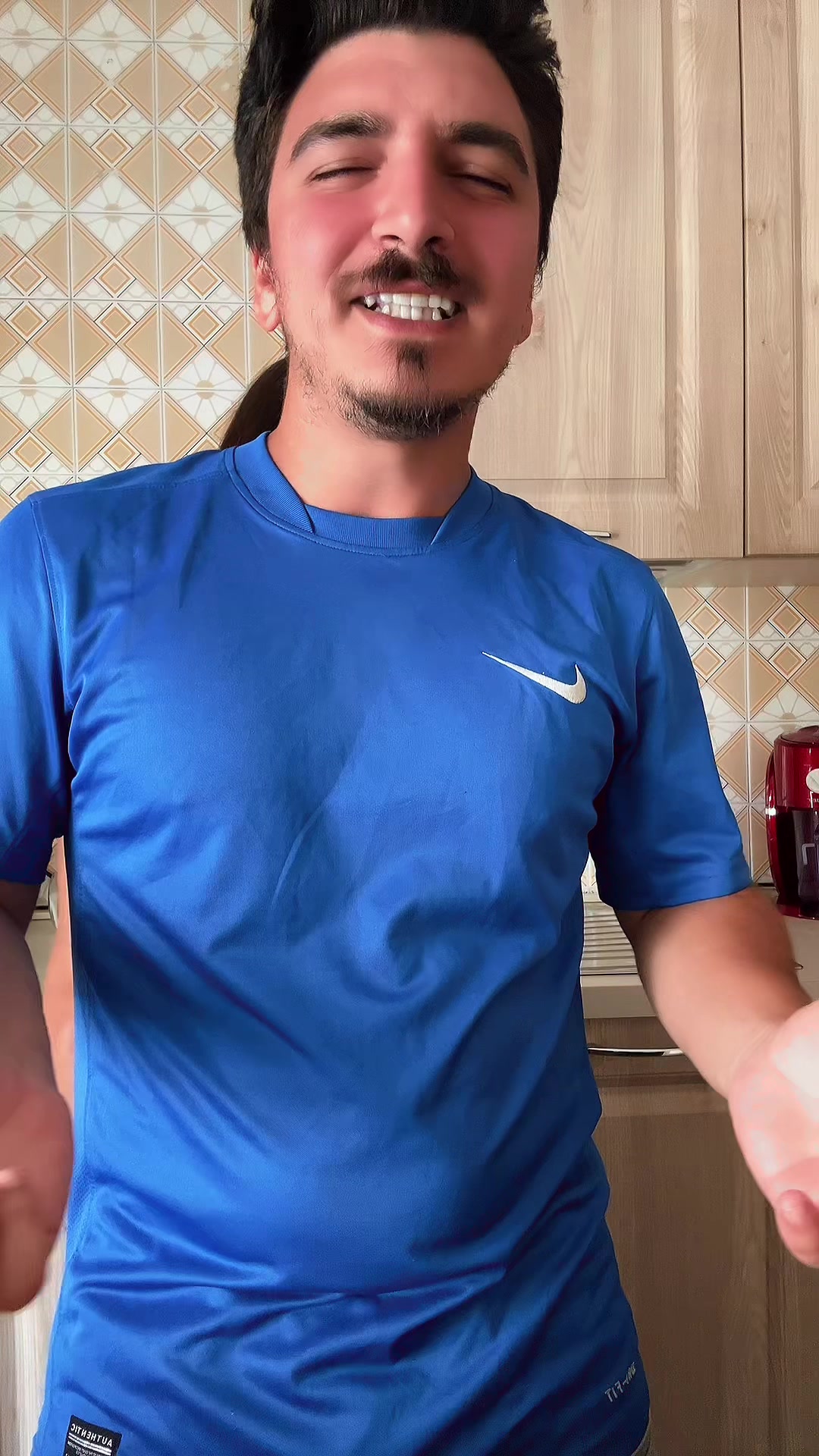 @Indecisi