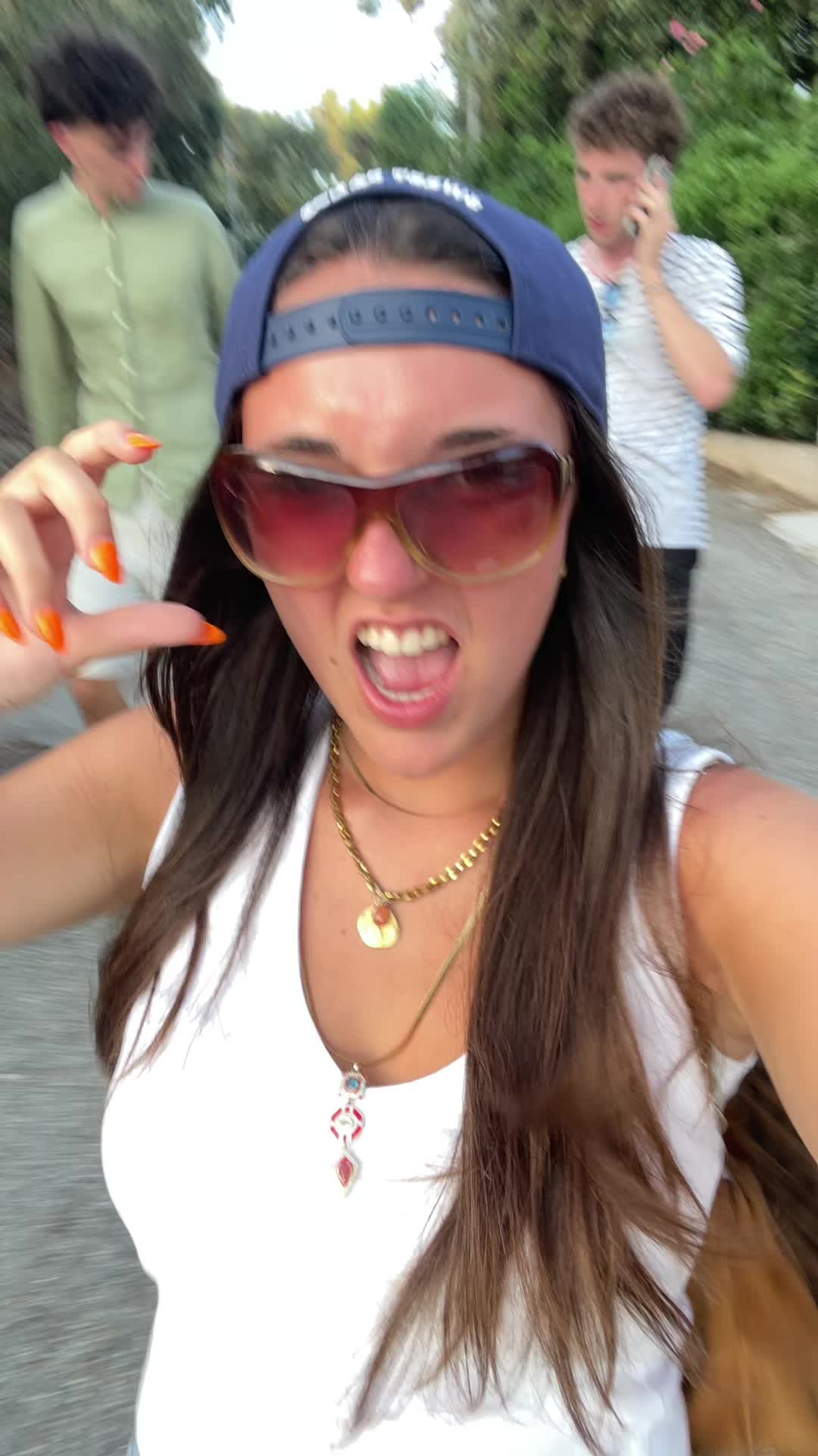 @Pialuxxx