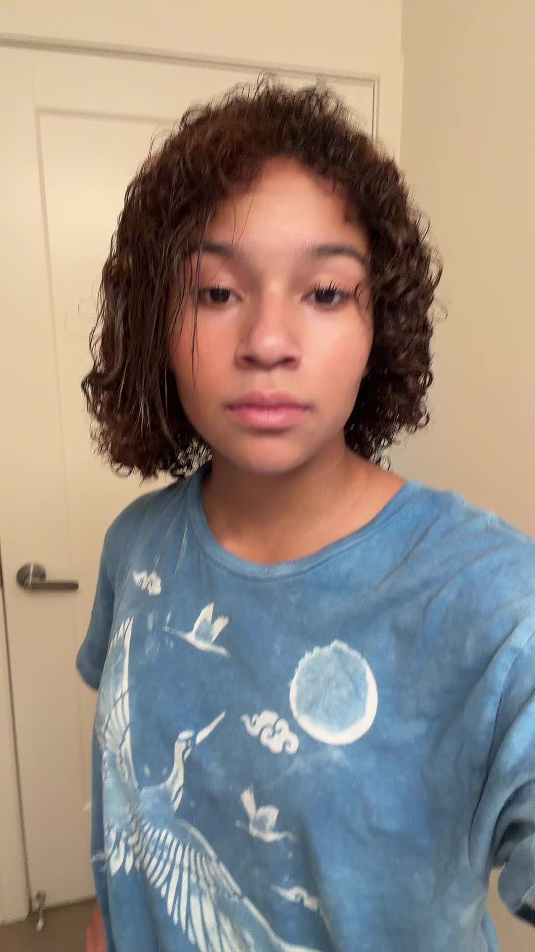 @𓃥