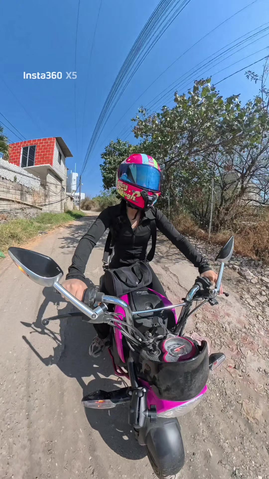 @La_pulgarcita_biker