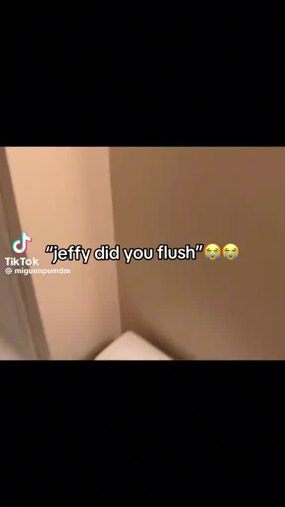 @⃟