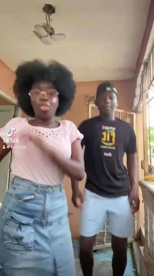 @Melissa_stylish