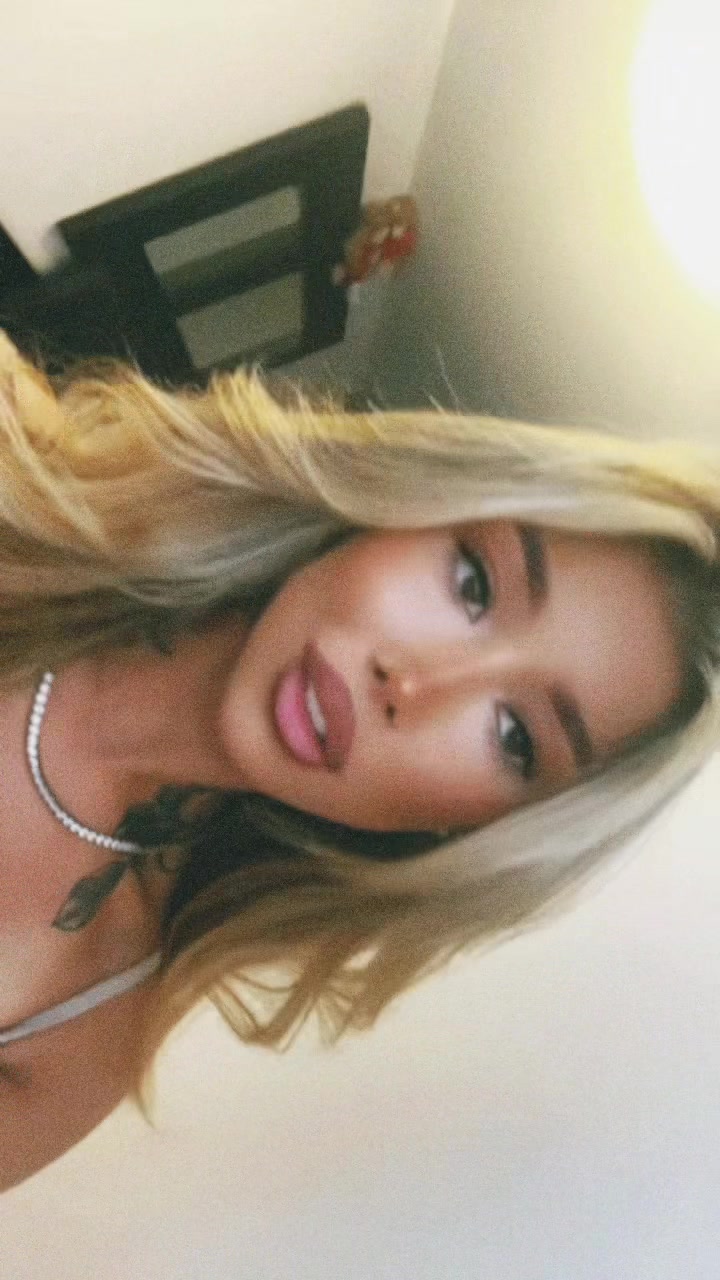 @courtneymaddenx