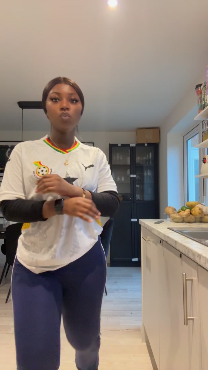 @Akosua-Emerald ⚡️🇬🇭🇬🇧