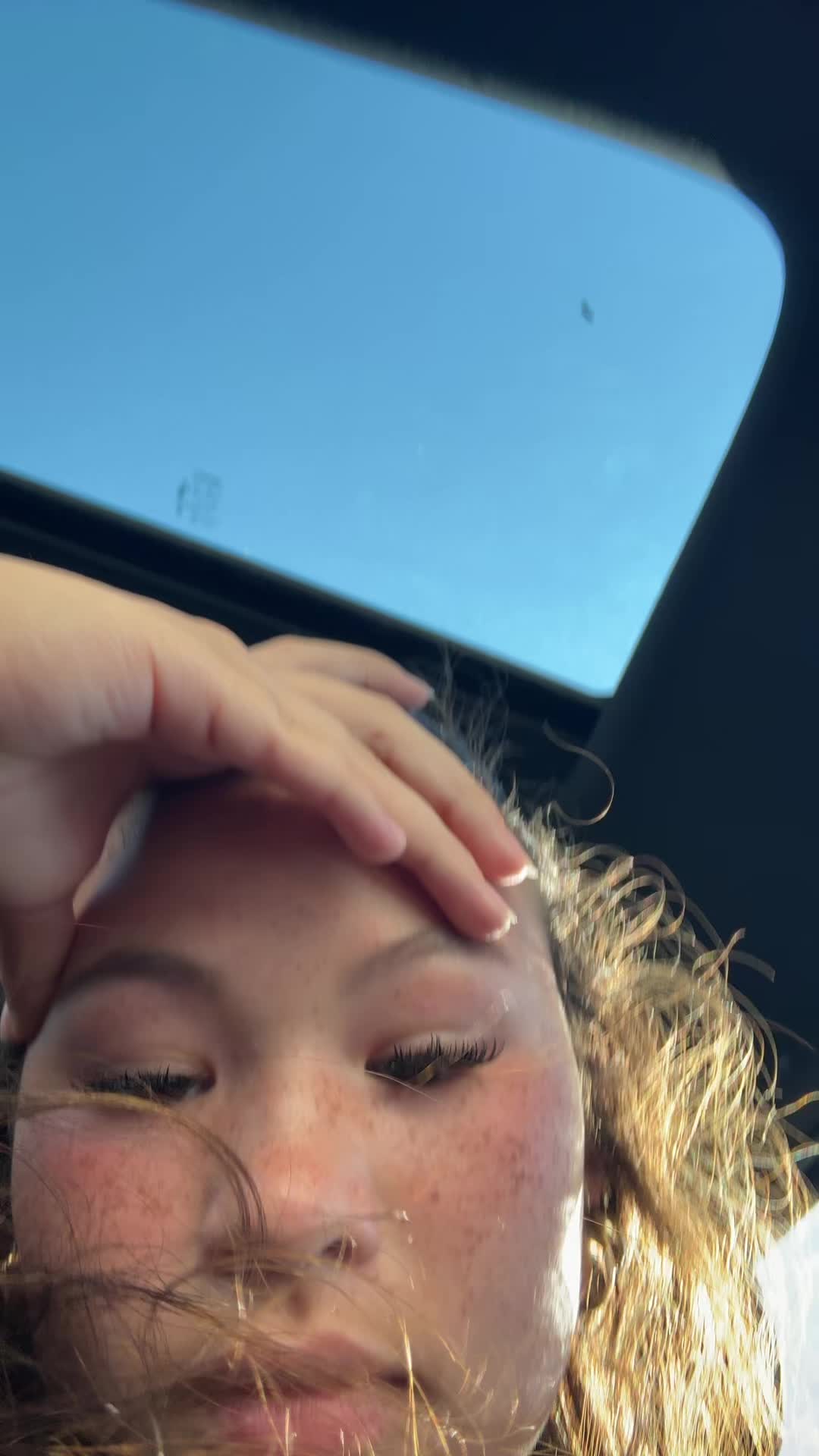 @idkimjustacurlyheadasian