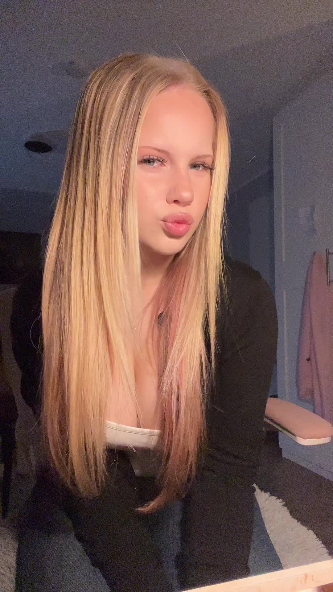@Laura