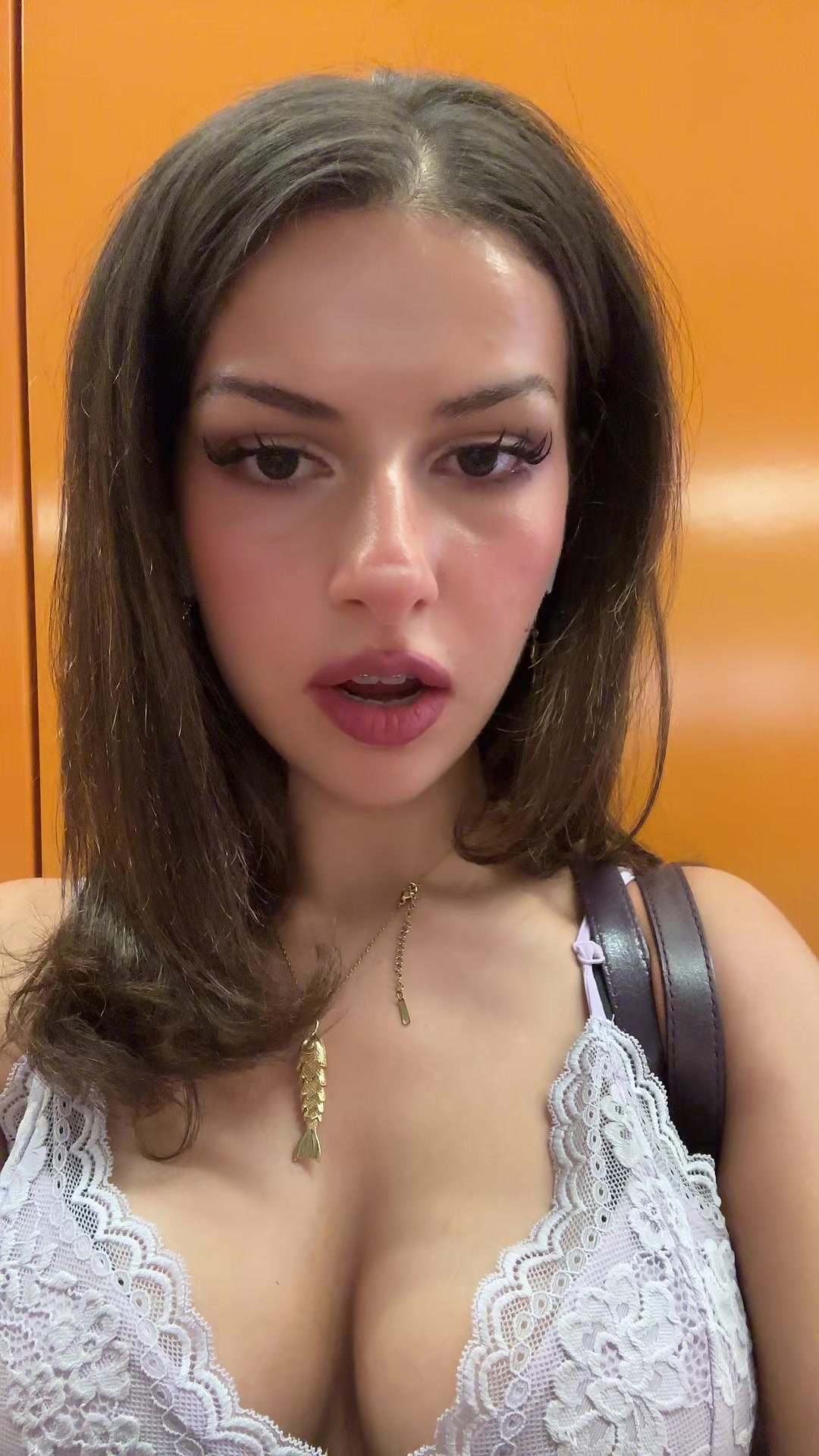 @Mina