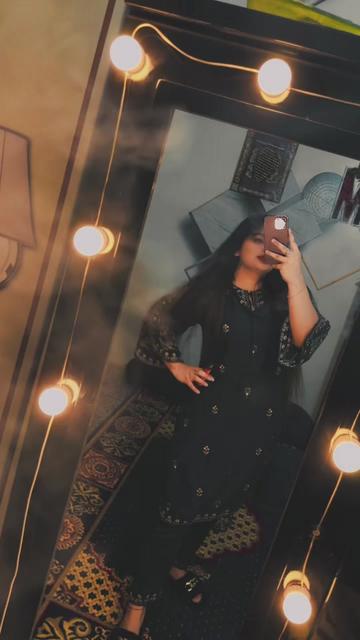 @مانو علی