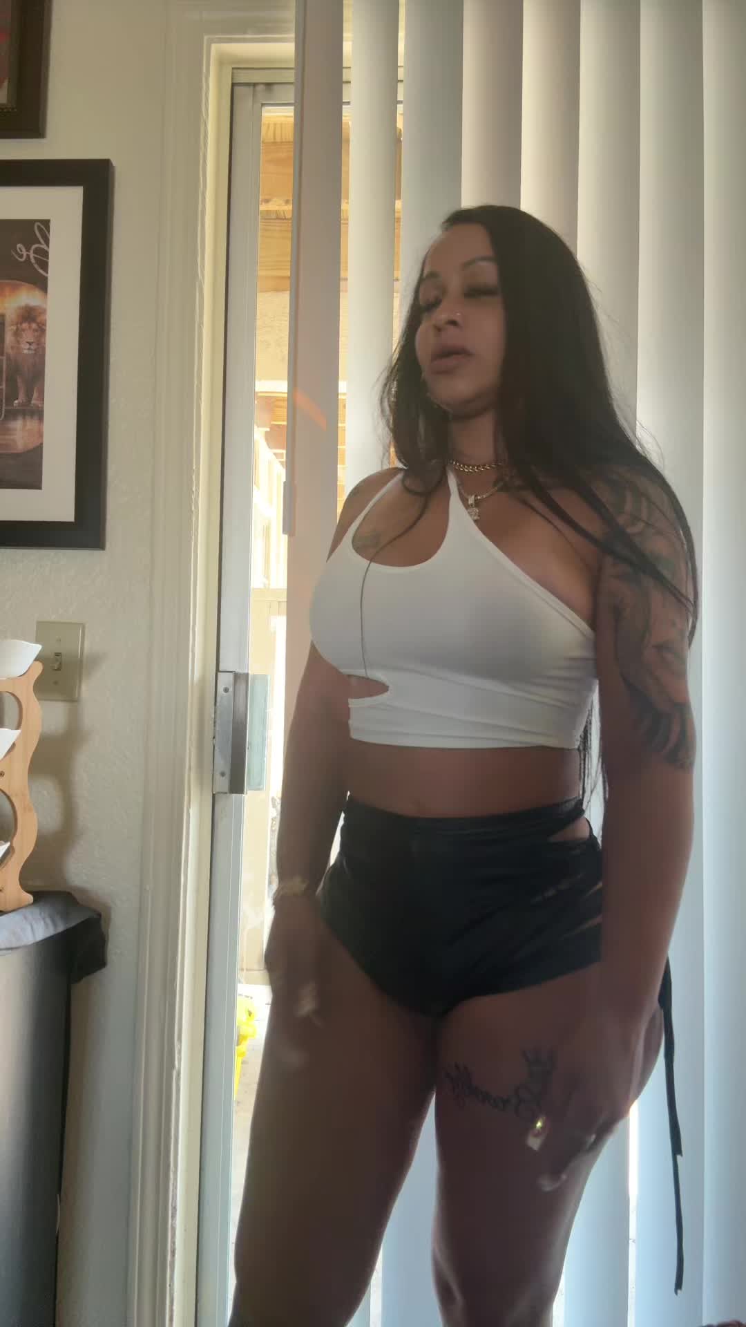 @Dopechick69