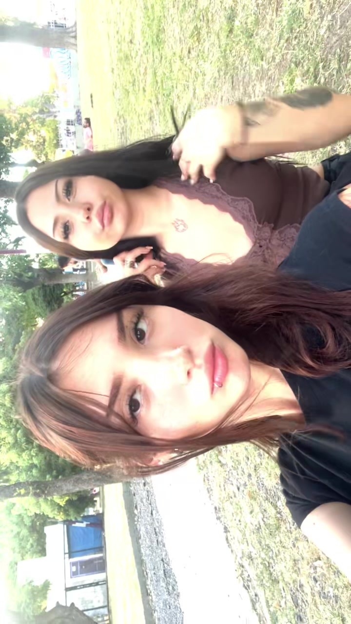 @anni <3