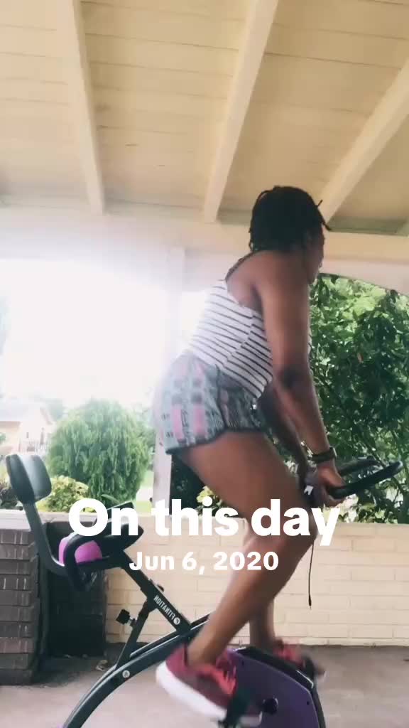 @ShellyBelly