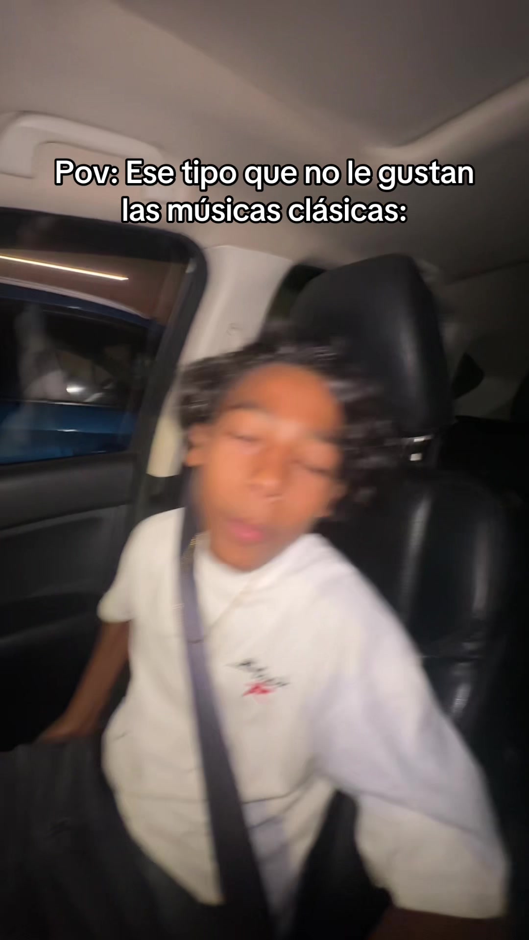 @Alexiño