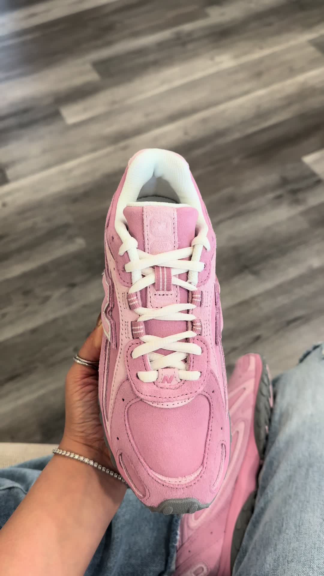 @levelupkickz