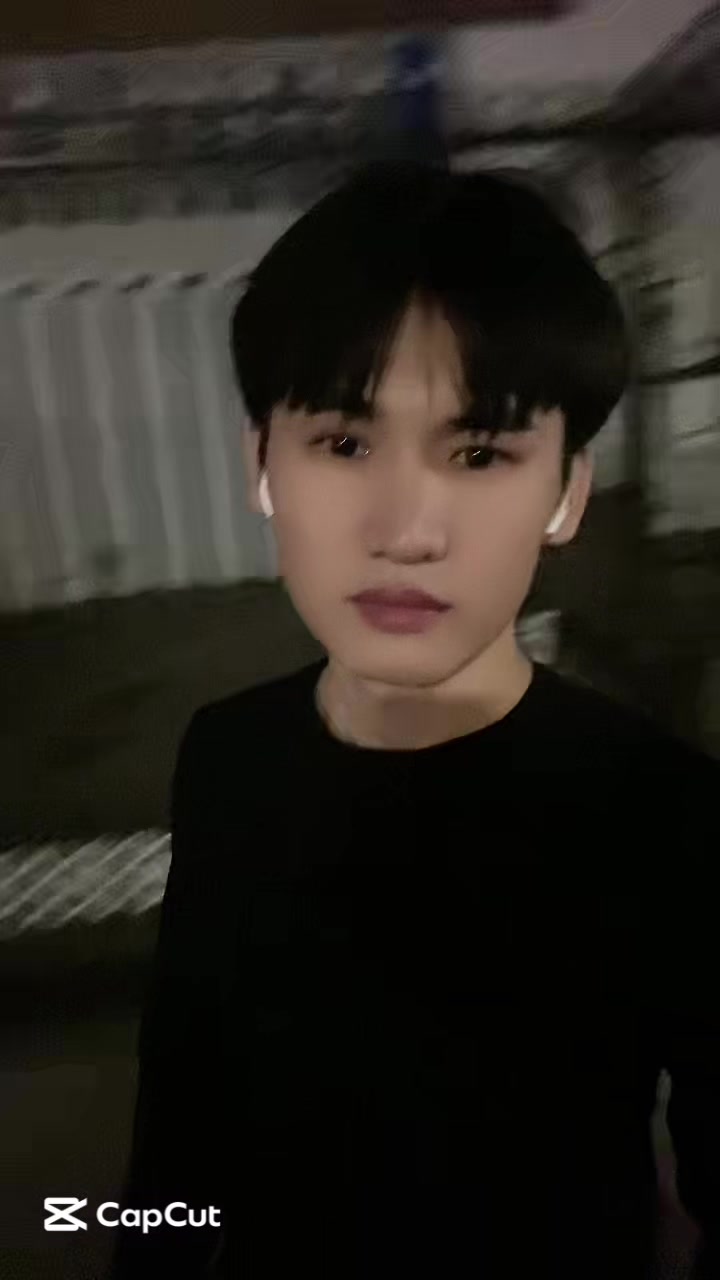 @ヌリク Нури🕊️