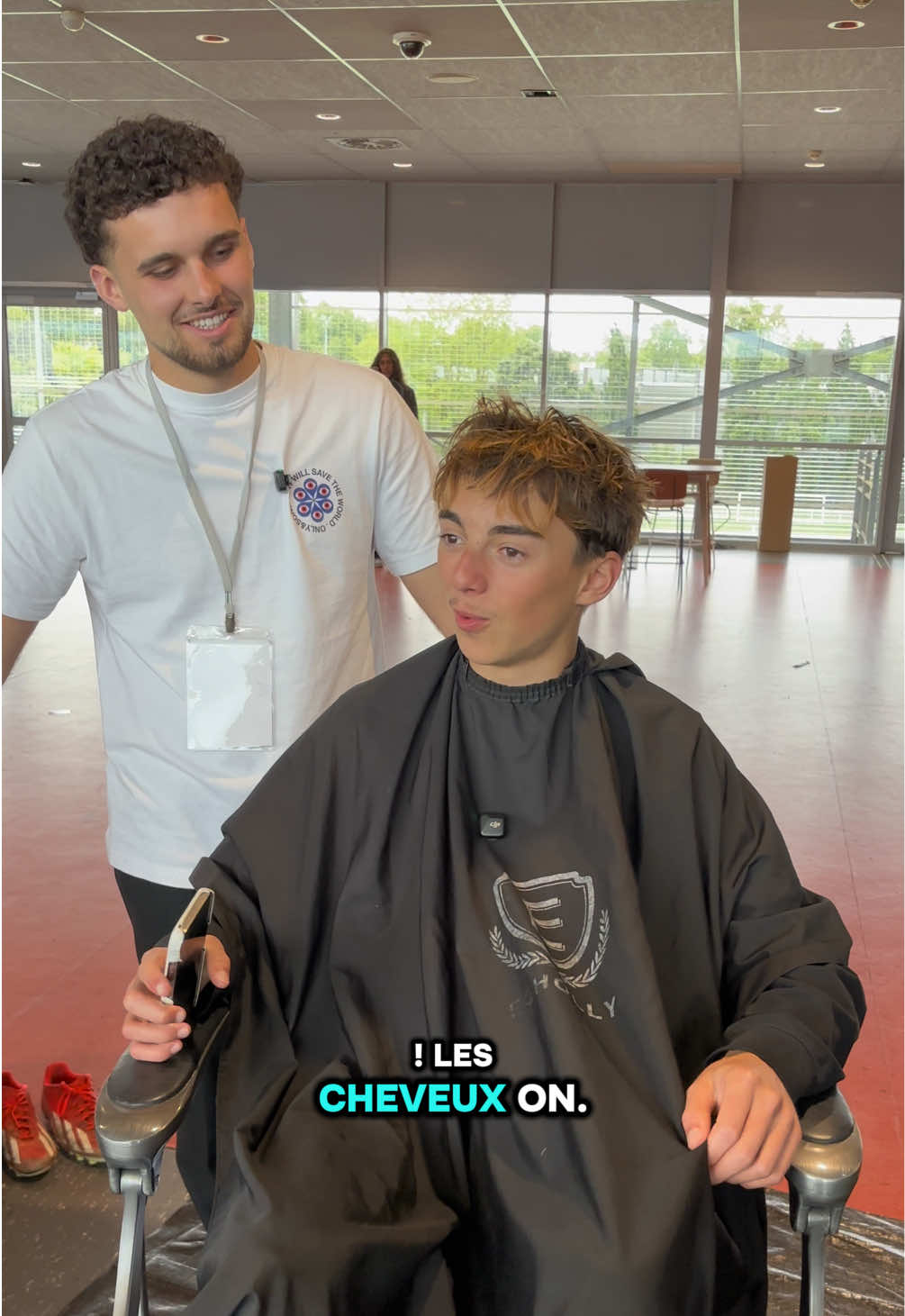@Léo