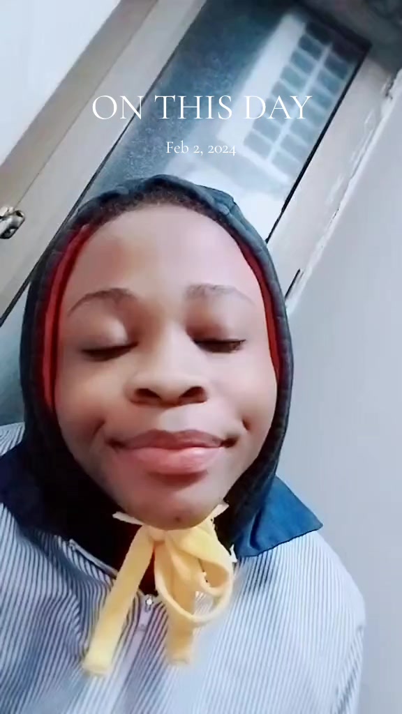 @moni