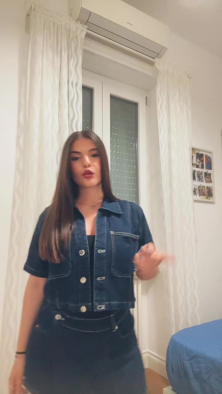 @elenabuzii