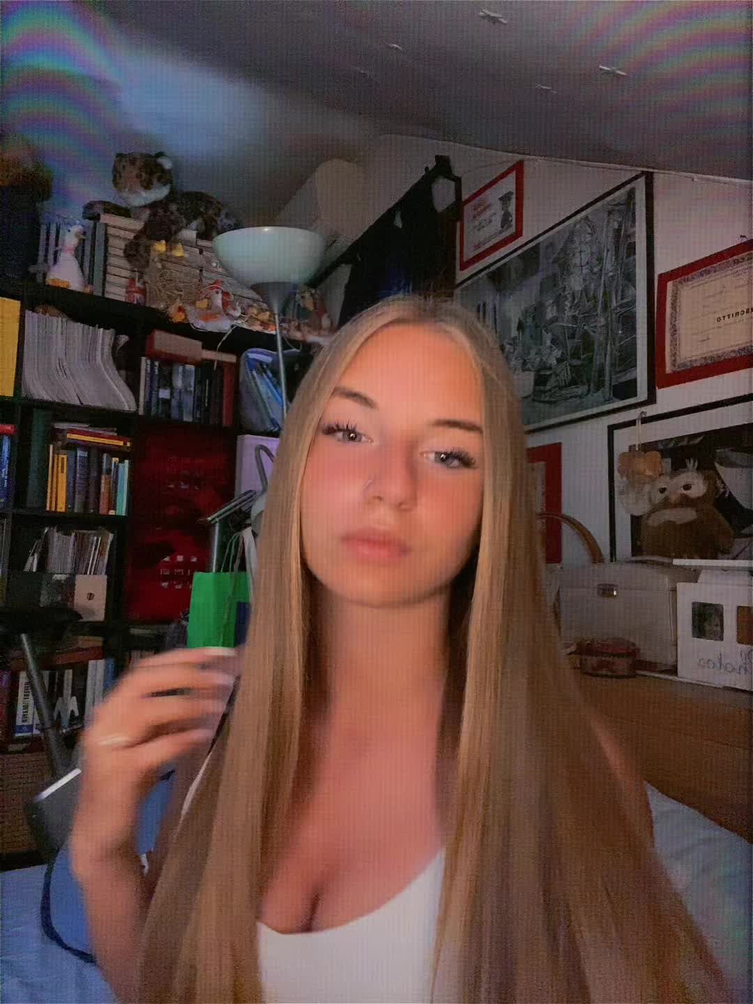 @giadaspoto