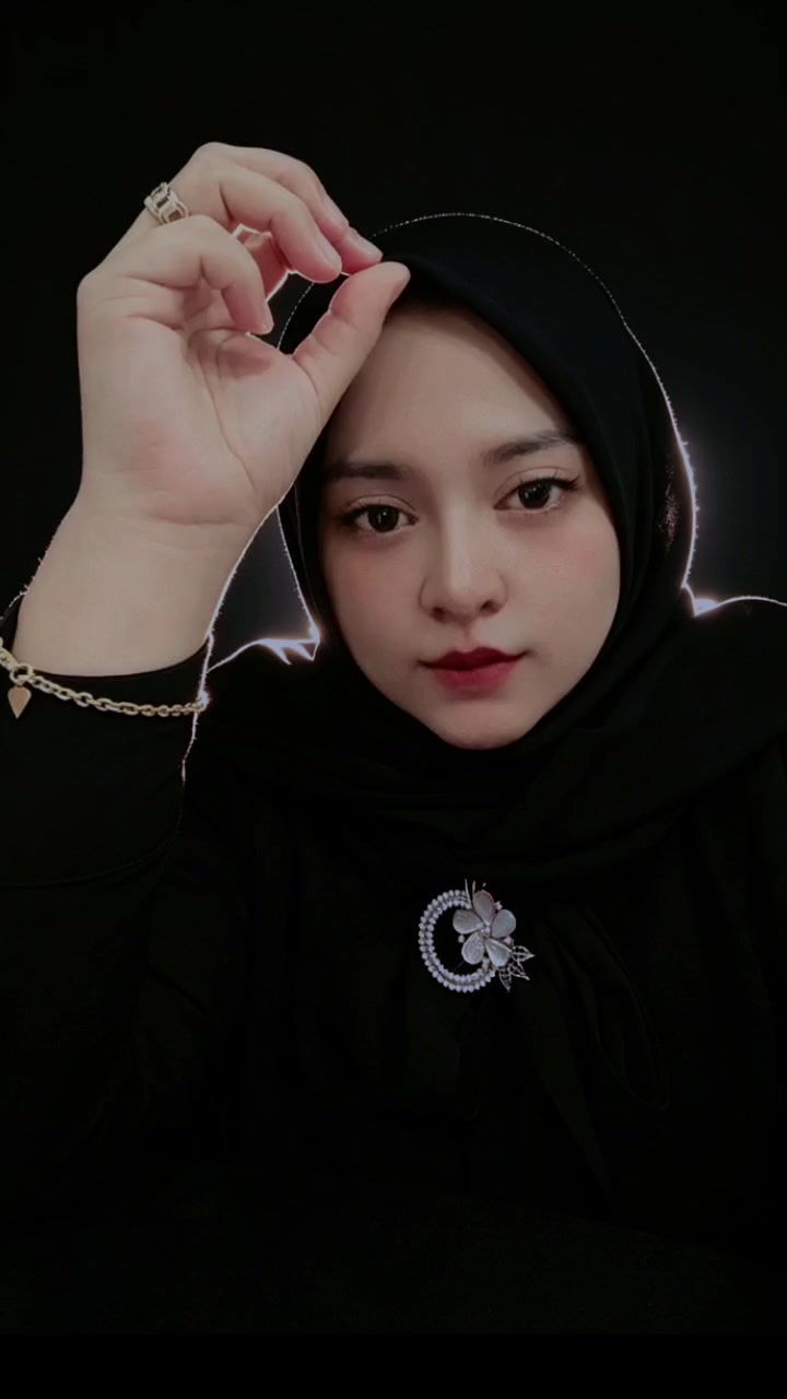 @Seri Wahyuni3000