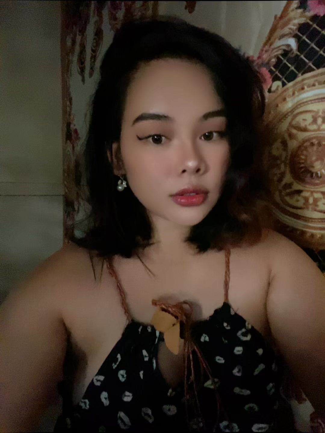 @zhenni_lousi
