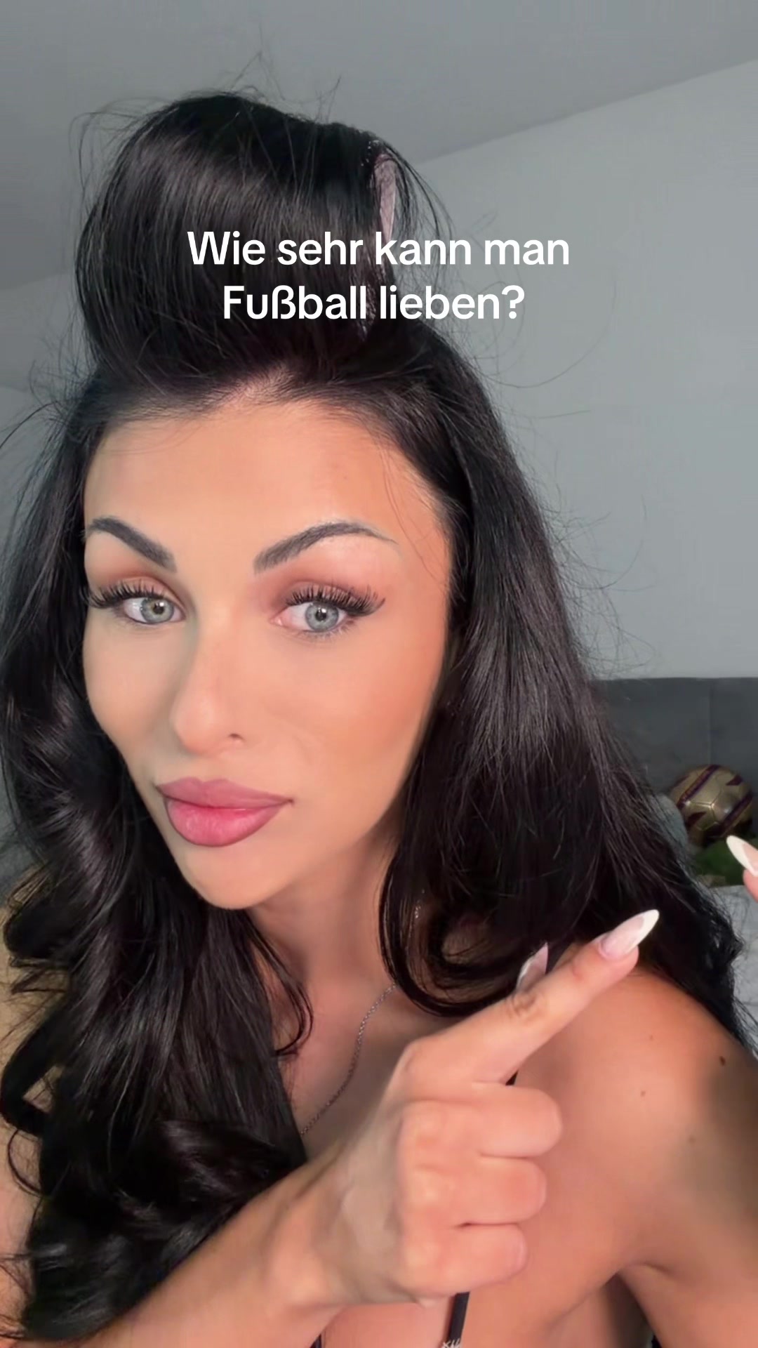 @vanessa lipatov